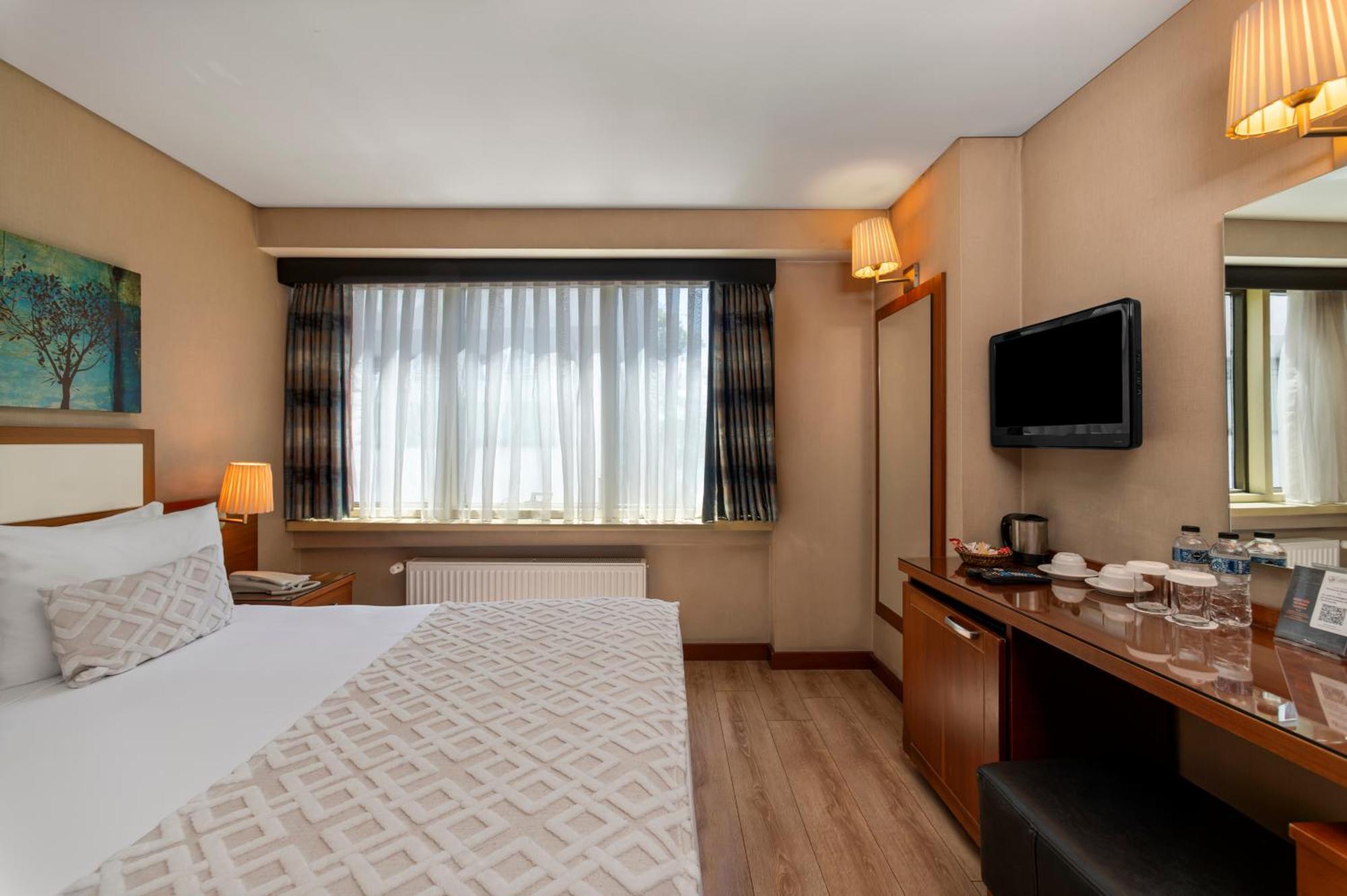 Istanbul Golden City Hotel Exterior photo